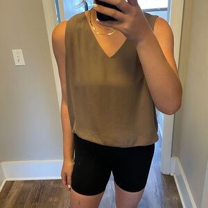 Babaton - Aritzia Sleeveless Blouse
